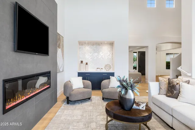 $2,299,000 | 27589 North 61st Place, Scottsdale, AZ 85266