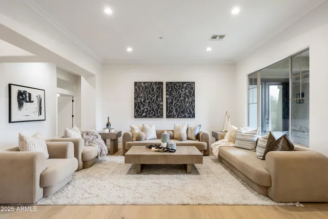 $2,299,000 | 27589 North 61st Place, Scottsdale, AZ 85266