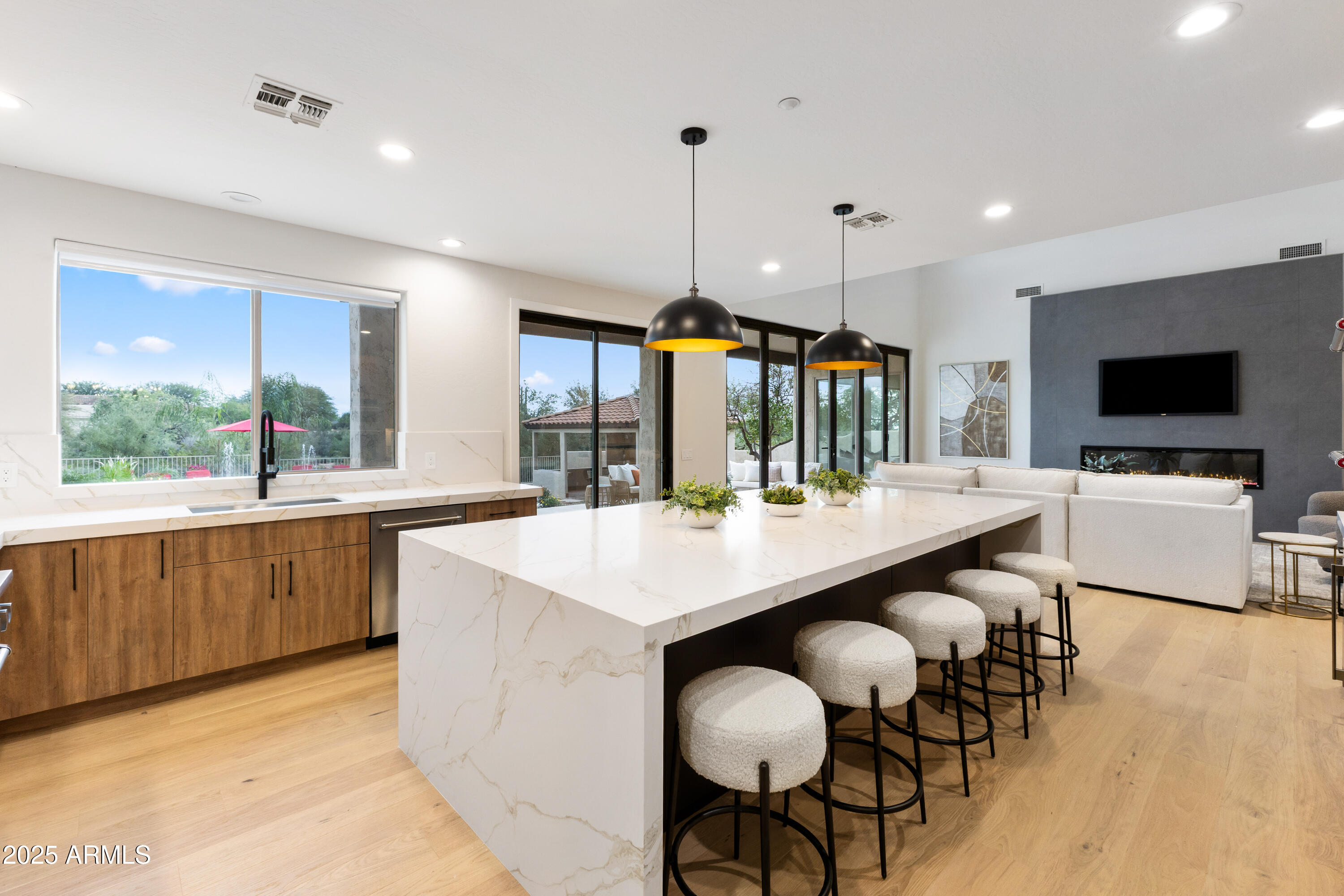 27589 North 61st Place Scottsdale, AZ 85266 - Photo 22 of 89 27589 N 61st Pl---41