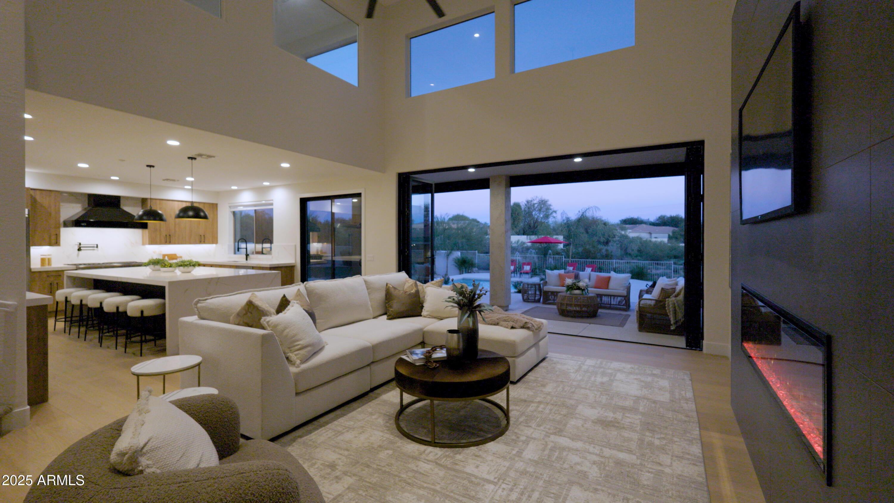 27589 North 61st Place Scottsdale, AZ 85266 - Photo 26 of 89 27589 N 61st Pl Interior Twilight-2