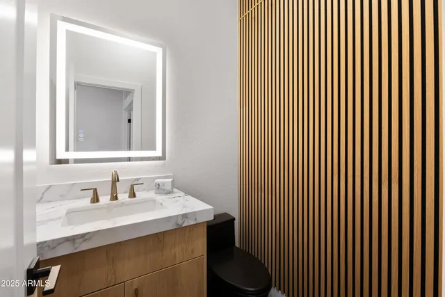 $2,291,000 | 27589 North 61st Place, Scottsdale, AZ 85266