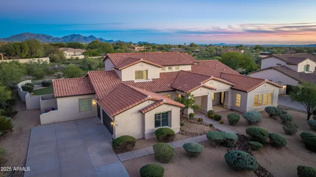 $2,291,000 | 27589 North 61st Place, Scottsdale, AZ 85266