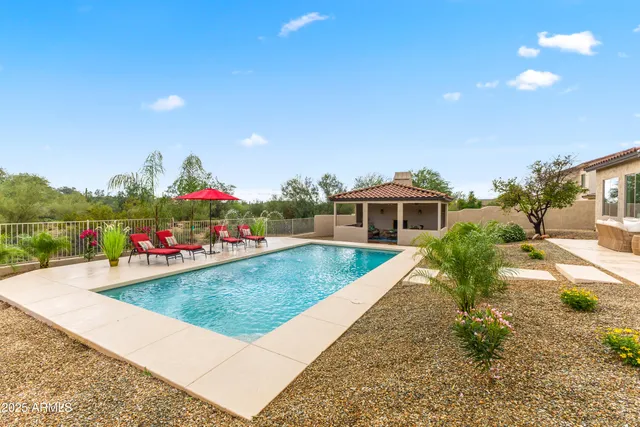 $2,291,000 | 27589 North 61st Place, Scottsdale, AZ 85266