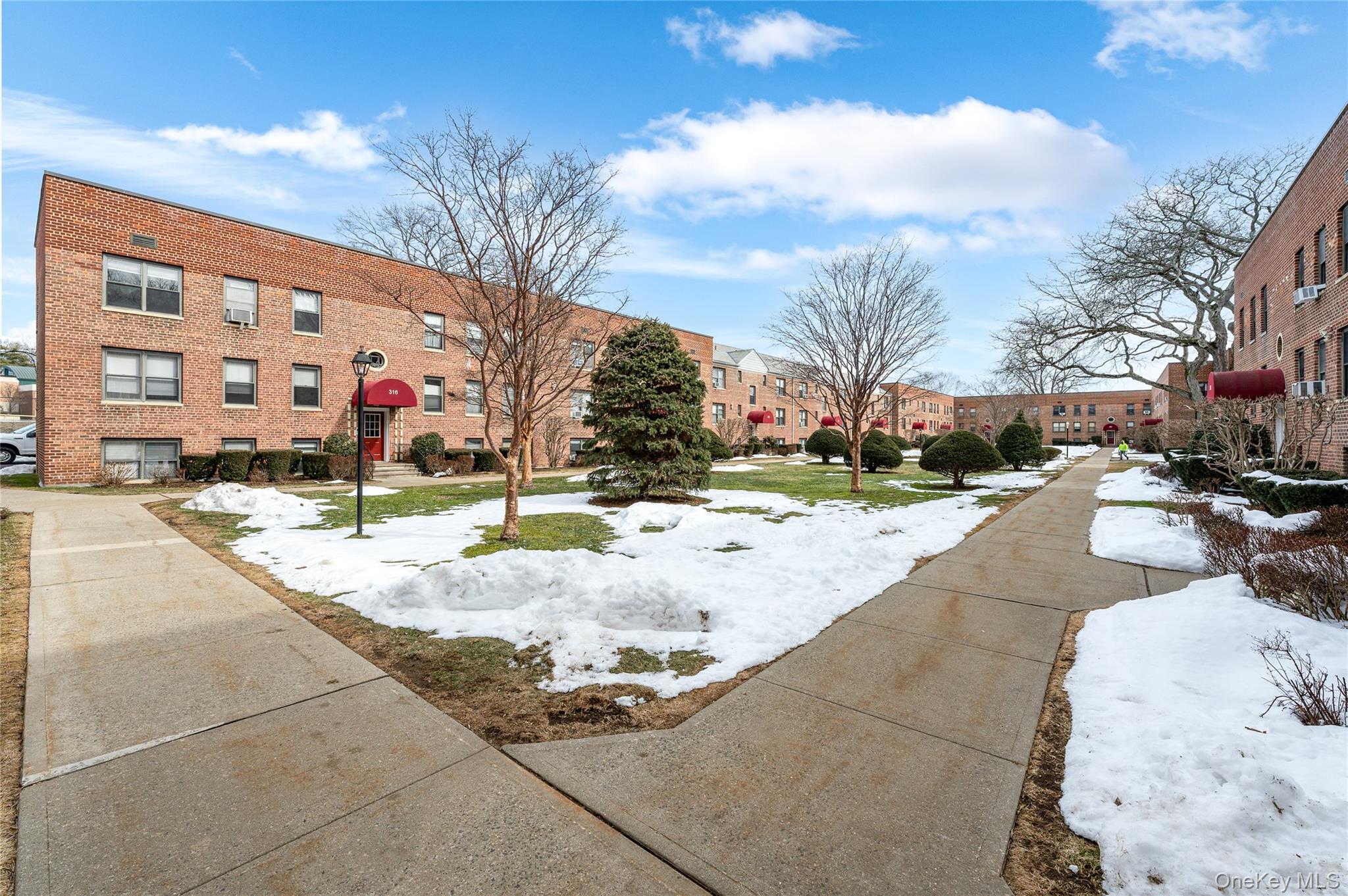 312 Richbell Road, Unit C4 Mamaroneck, NY 10543 - Photo 26 of 37