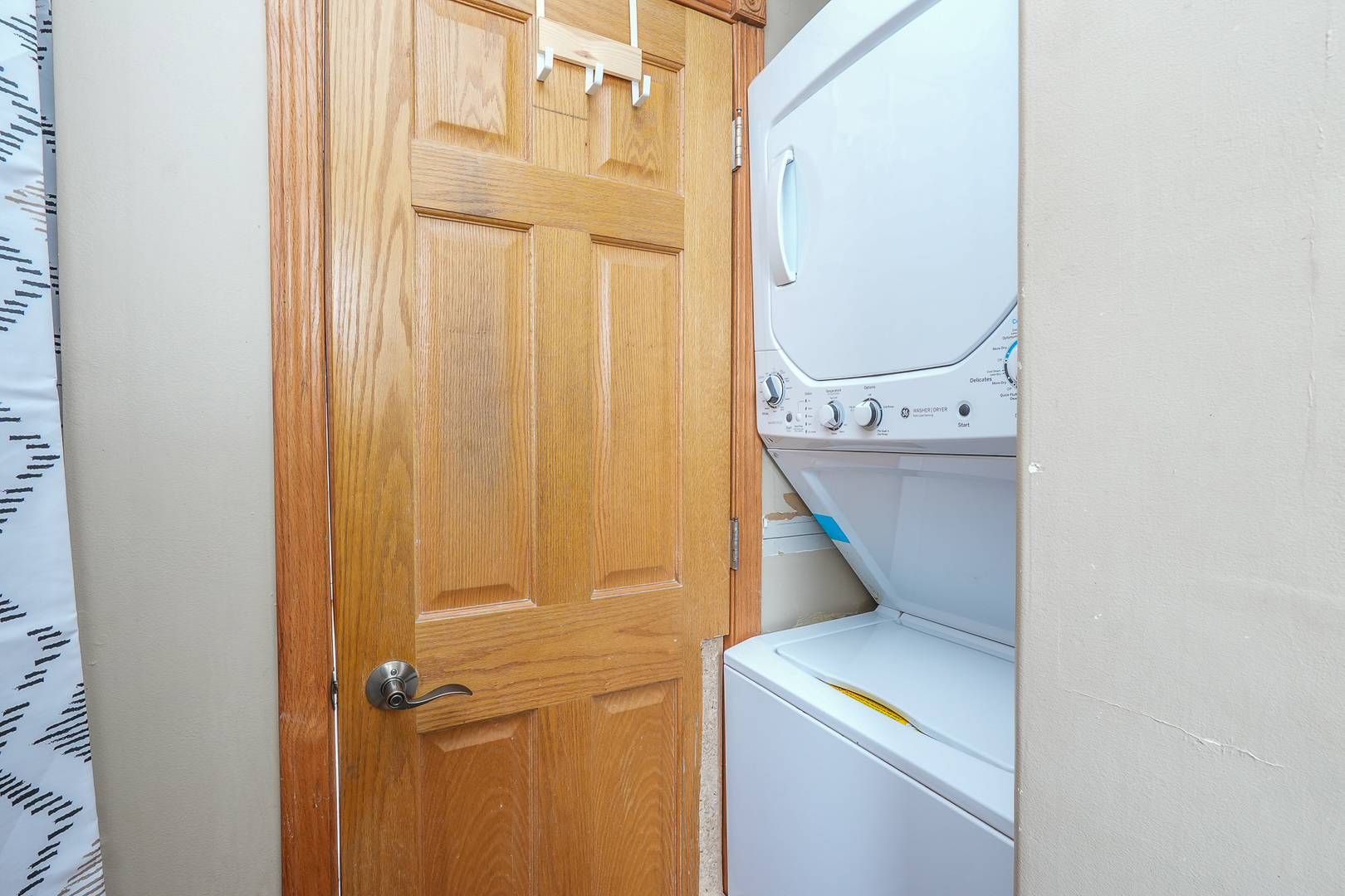 2821 Shadow Road Momence, IL 60954 - Photo 26 of 50 a utility room with dryer and washer
