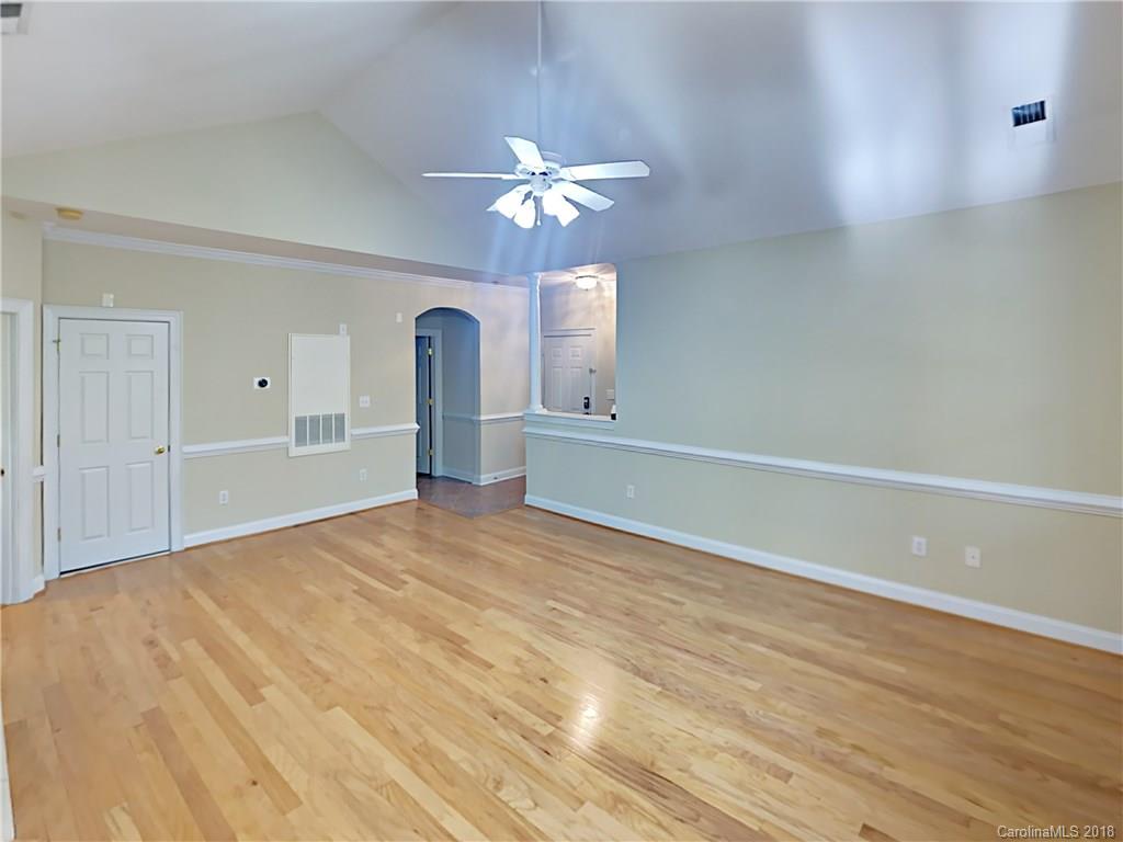5601 Fairview Road, Unit 3 Charlotte, NC 28209 - Photo 4 of 15