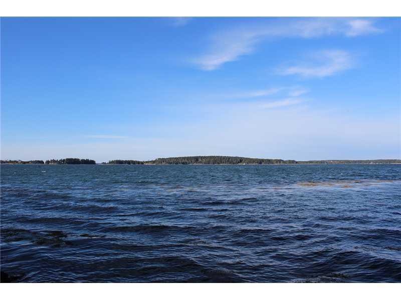 253 Horse Point Road Tenants Harbor, ME 04860 - Photo 3 of 18 View.