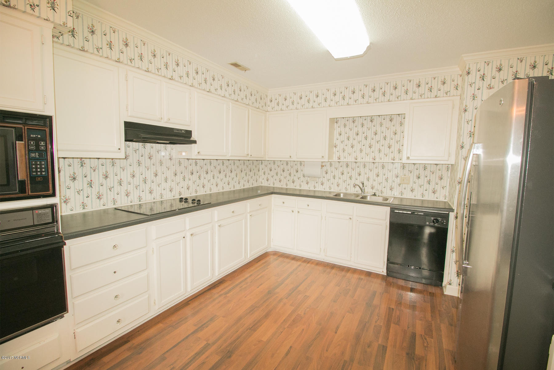 1912 Quail Ridge Road, Unit A Greenville, NC 27858 - Photo 4 of 29 8574