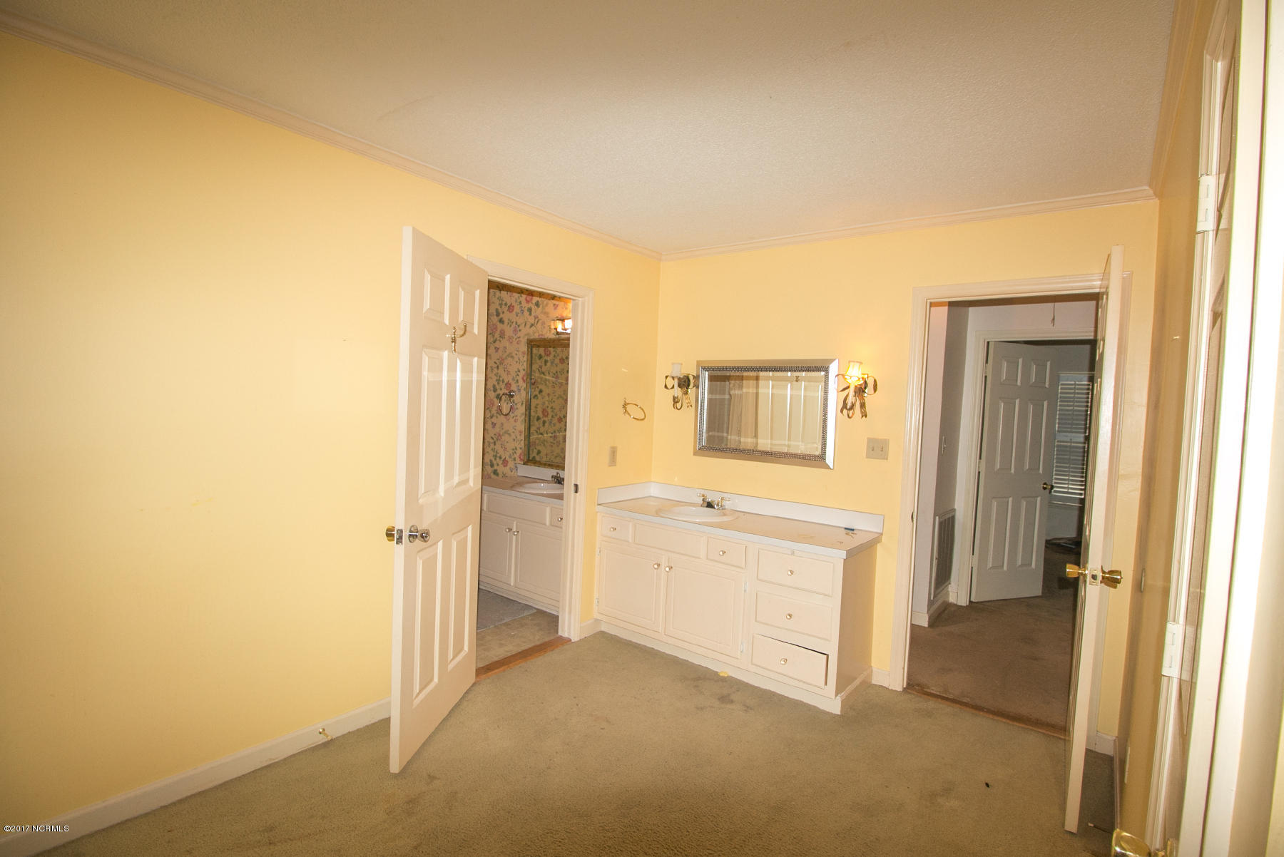 1912 Quail Ridge Road, Unit A Greenville, NC 27858 - Photo 10 of 29 8587