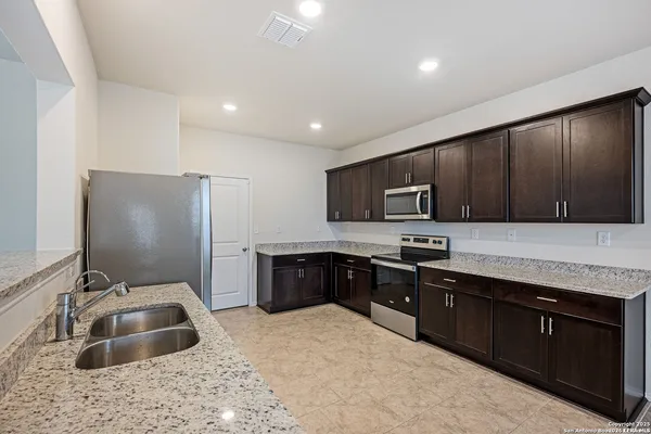 $314,920 | 10622 Rayburn Landing, San Antonio, TX 78252