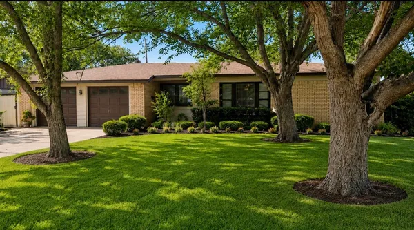 $1,745 | 3608 42nd Street, Lubbock, TX 79413