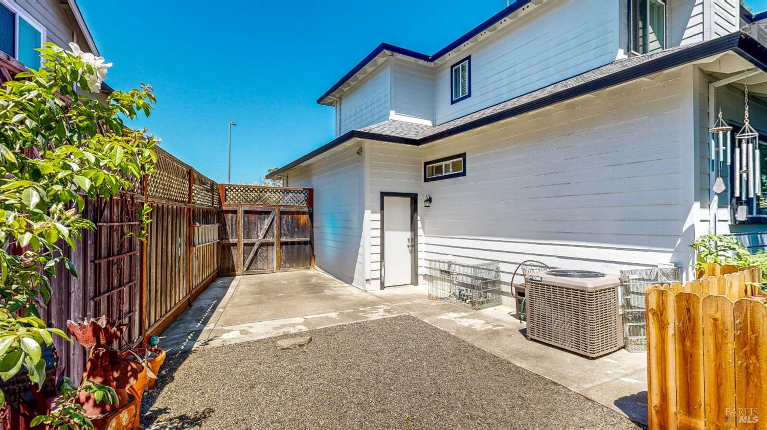 3481 Banyan Street Santa Rosa, CA 95403 - Photo 6 of 51 Gallery Image 6