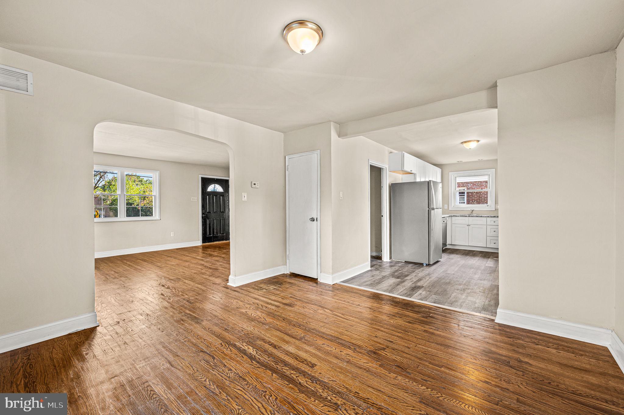 501 West Providence Road Aldan, PA 19018 - Photo 7 of 18 DINING ROOM