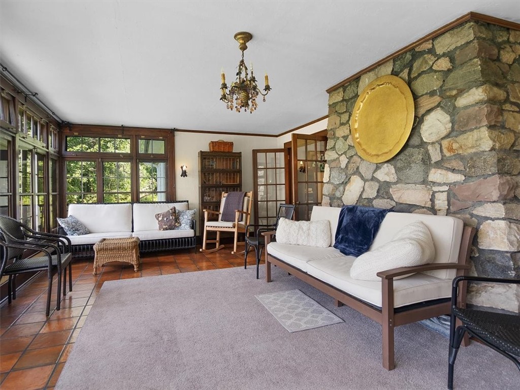 211 Lake Road Ontario, NY 14519 - Photo 7 of 30