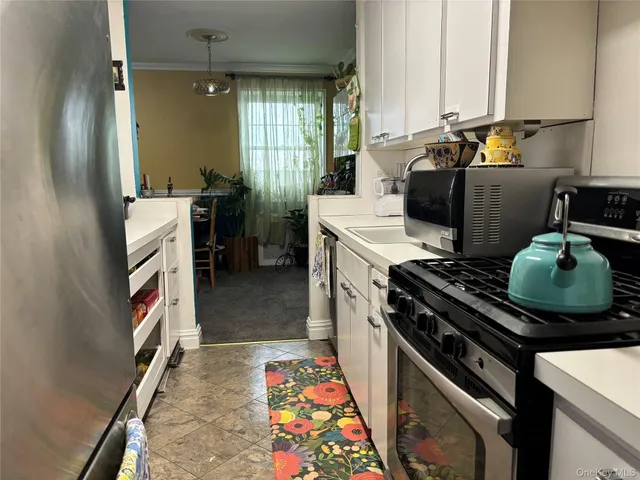 $350,000 | 149-30 88th Street, Unit 6N | Lindenwood