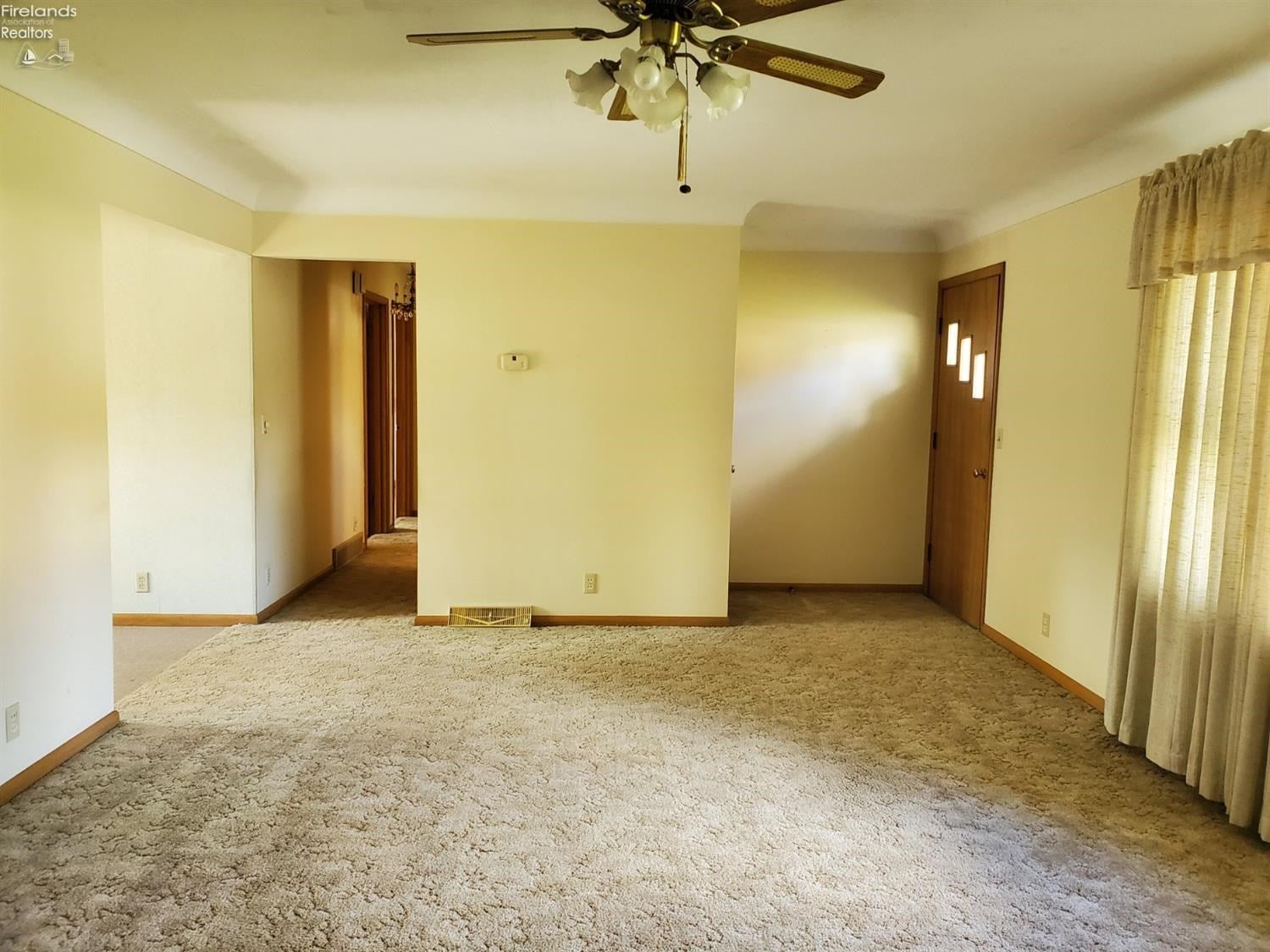90 Lincoln Road Tiffin, OH 44883 - Photo 10 of 21 Gallery Image 10