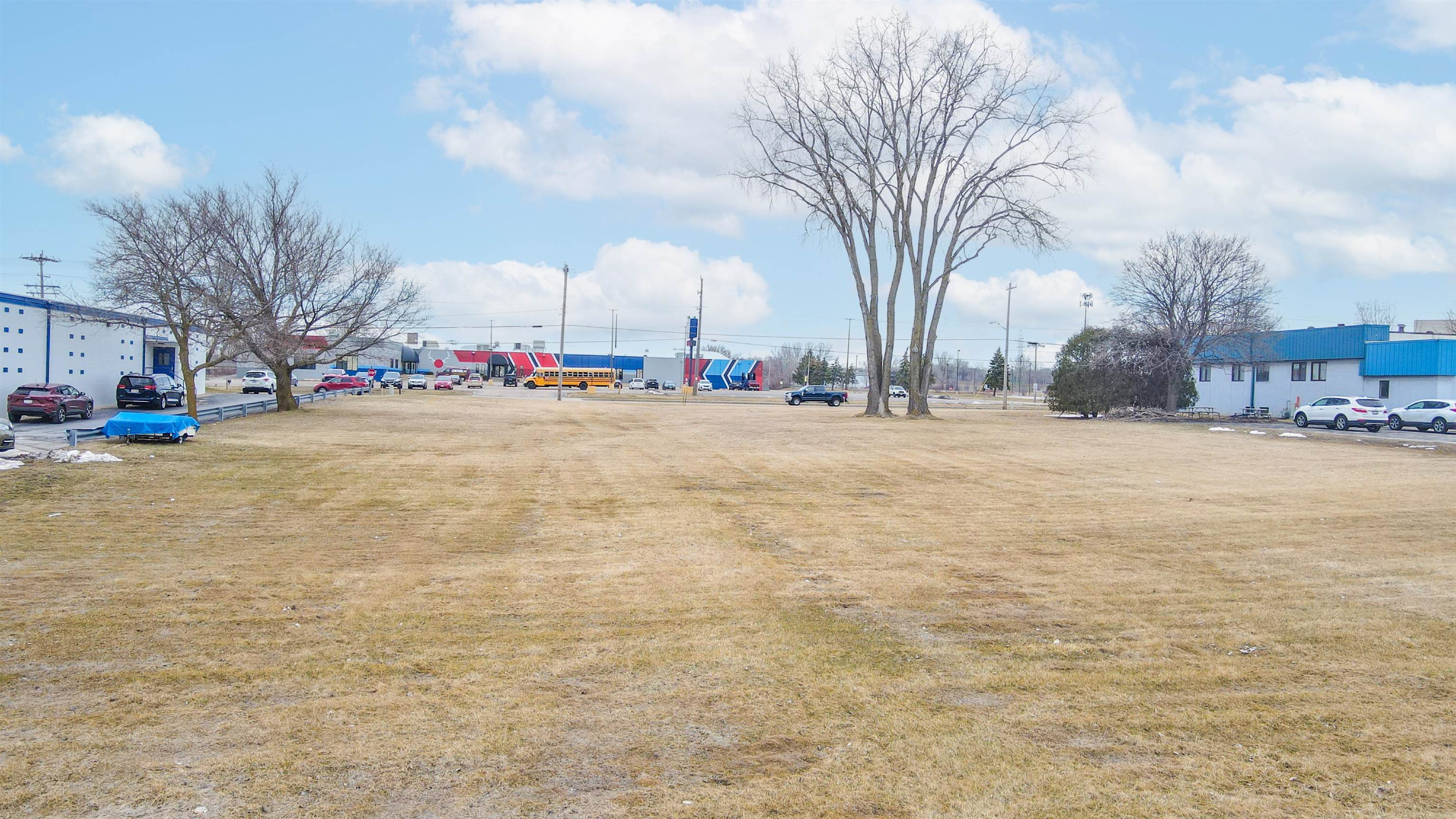 1367 Midway Road Menasha, WI 54952 - Photo 2 of 8