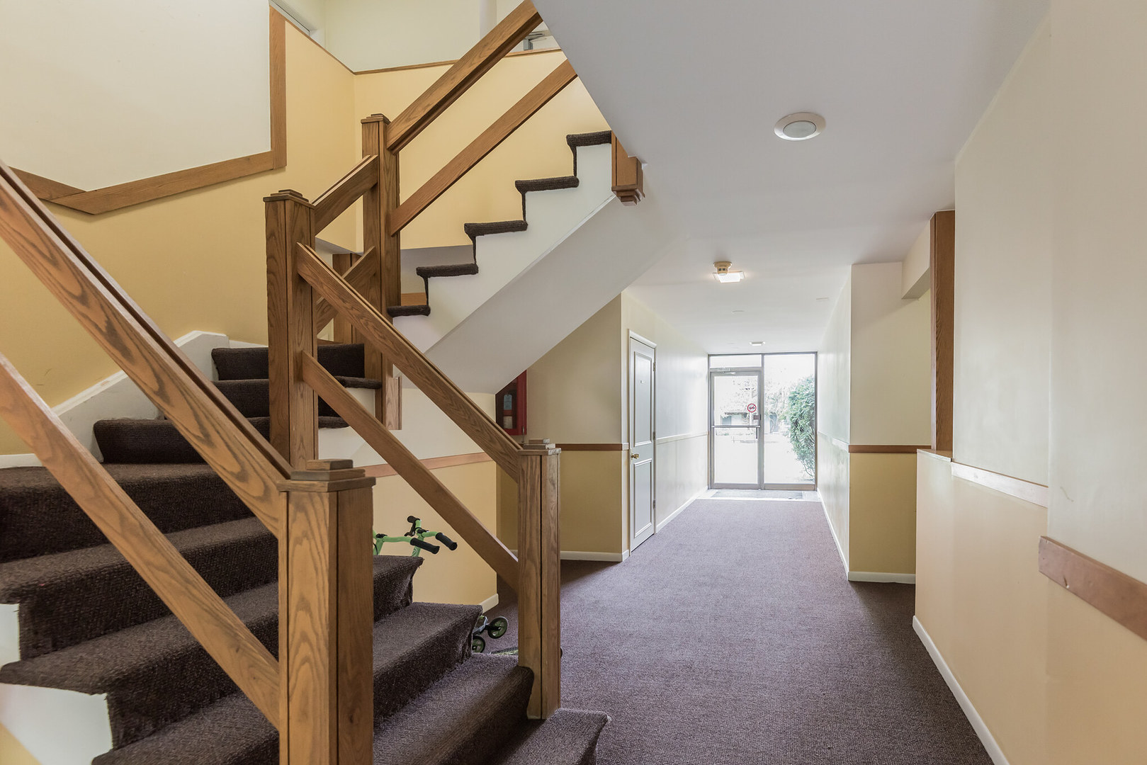 918 East Old Willow Road, Unit 101 Prospect Heights, IL 60070 - Photo 3 of 29