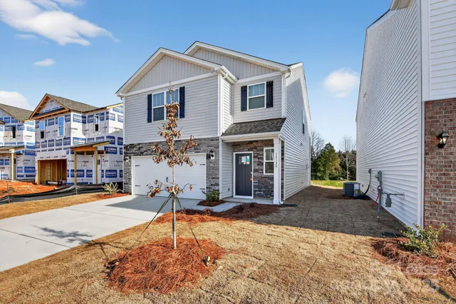 $2,200 | 12129 Lady Bell Drive, Charlotte, NC 28278