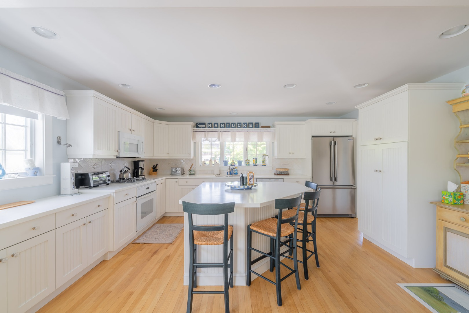46 Baxter Road Nantucket, MA 02554 - Photo 8 of 25
