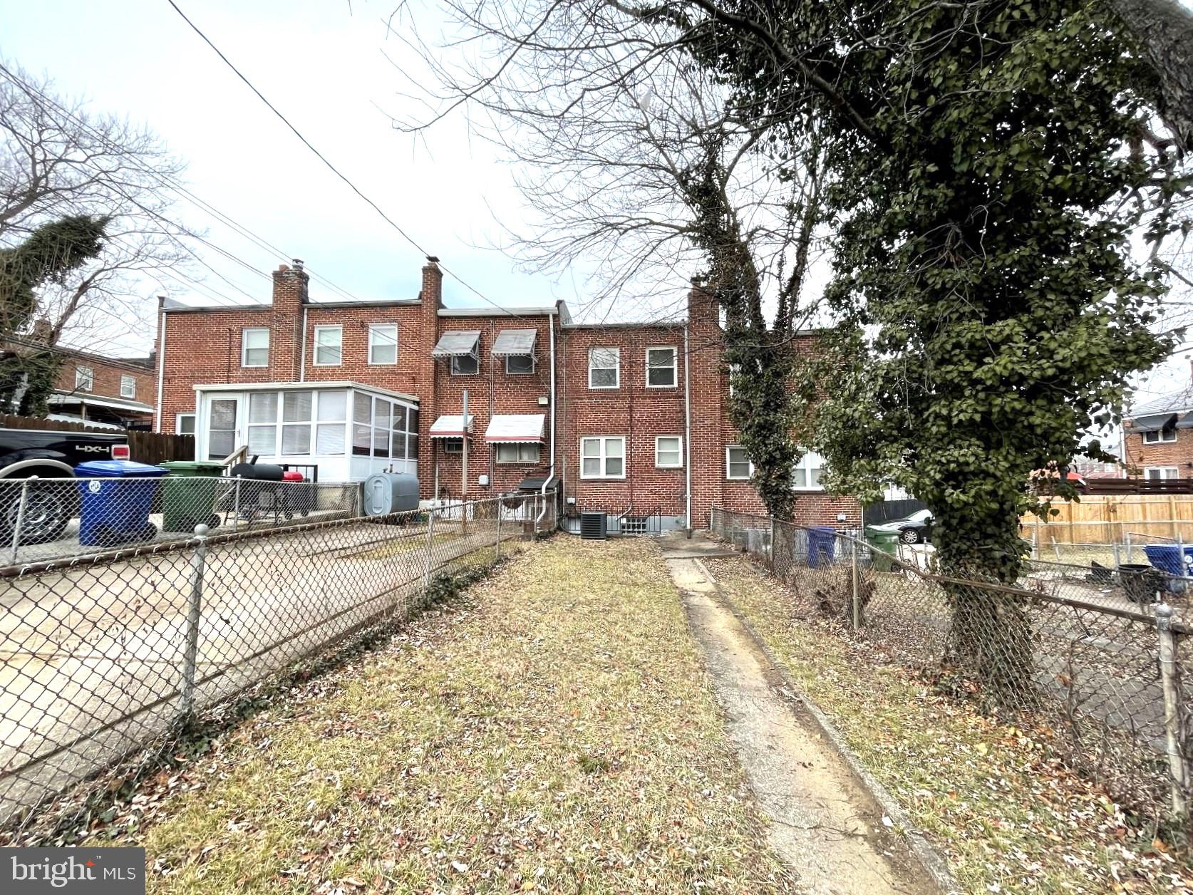 4103 Colborne Road Baltimore, MD 21229 - Photo 27 of 28 Backyard
