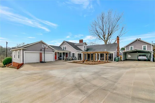 $398,000 | 604 East Main Street, Wilkesboro, NC 28697