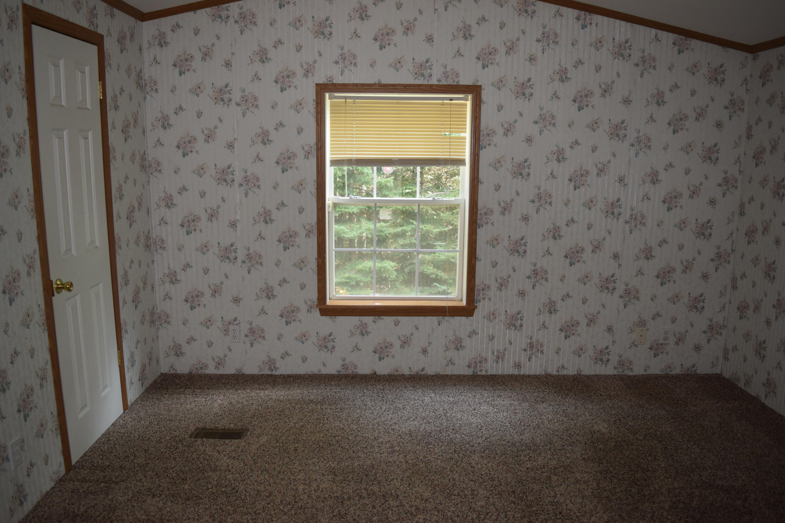 1624 Mariaville Road Mariaville, ME 04605 - Photo 7 of 19 DSC_0138