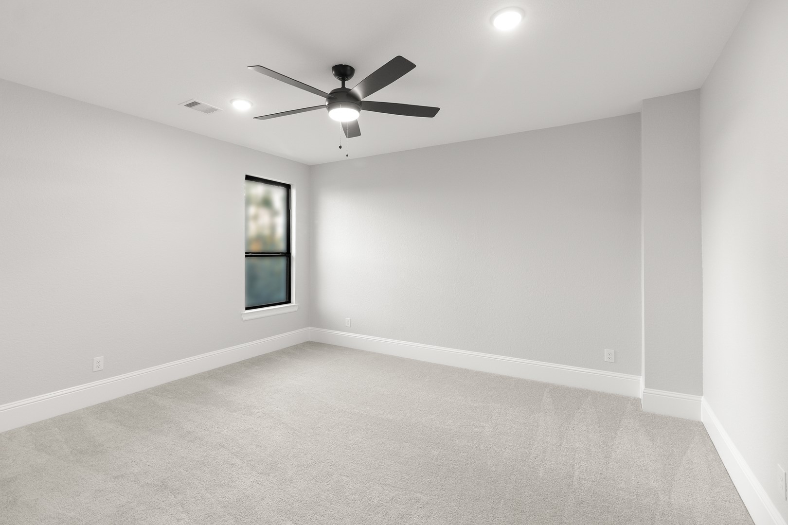 164 Shoveler Duck Way Magnolia, TX 77354 - Photo 26 of 33 Secondary Bedroom3