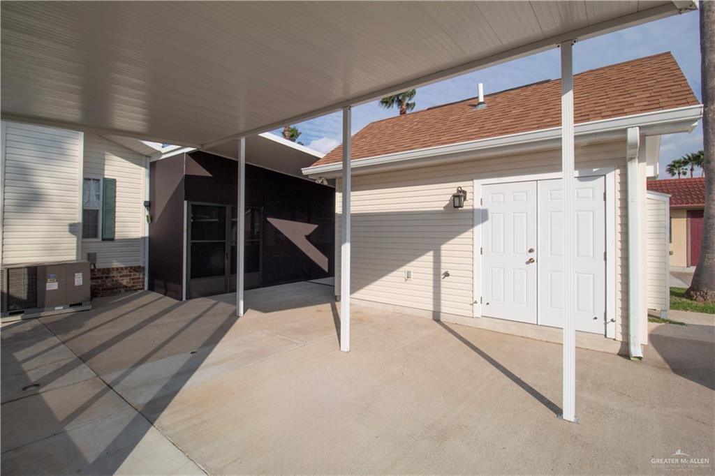 2138 Mazerron West Mercedes, TX 78570 - Photo 12 of 15 a view of entryway