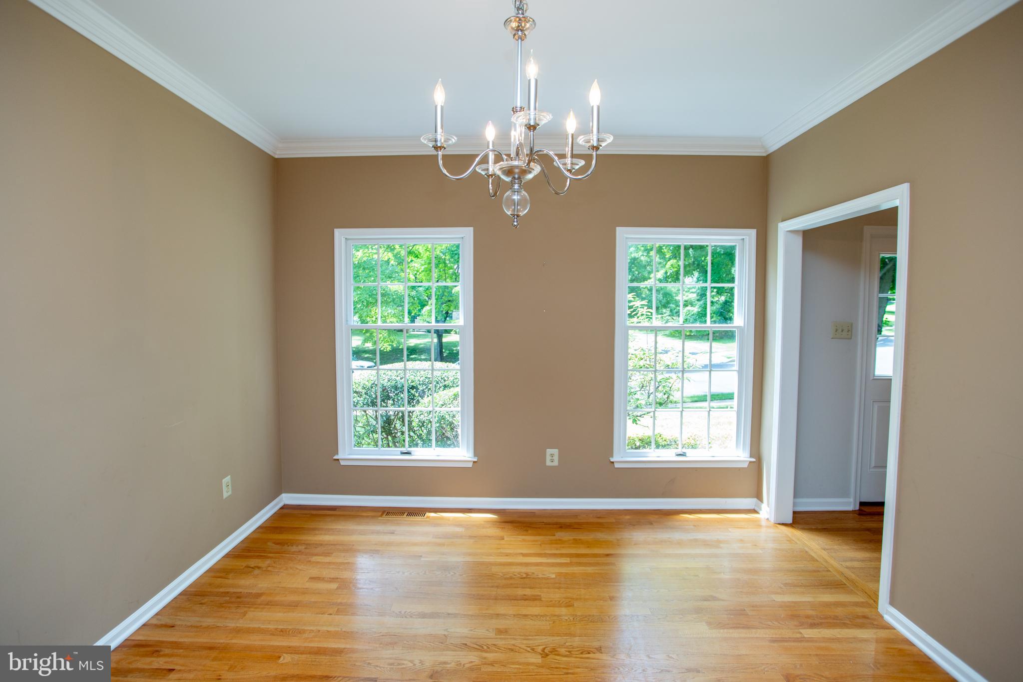 363 Birdsong Way Doylestown, PA 18901 - Photo 7 of 58 Dining room