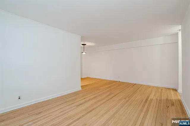 $225,000 | 3051 Edwin Avenue, Unit 1B, Fort Lee, NJ 07024