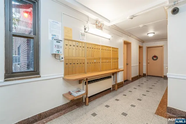 $225,000 | 3051 Edwin Avenue, Unit 1B, Fort Lee, NJ 07024