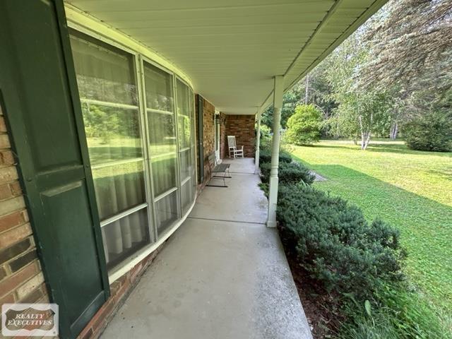 66700 Campground Road Washington, MI 48095 - Photo 5 of 50 50115478-4.JPG