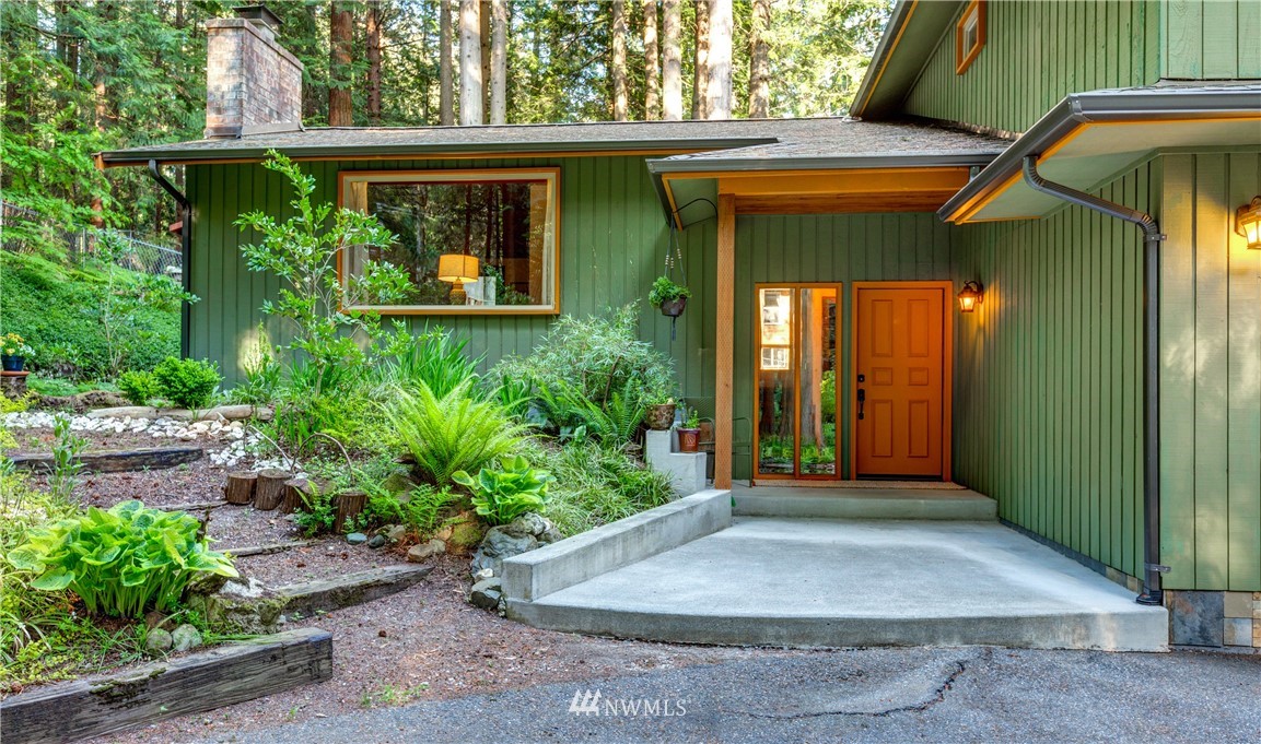 1846 Governor Road Bellingham, WA 98229 - Photo 1 of 25 Gallery Image 1