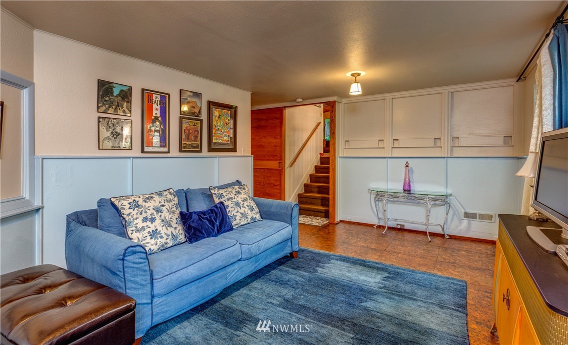 1846 Governor Road Bellingham, WA 98229 - Photo 14 of 25 Gallery Image 14