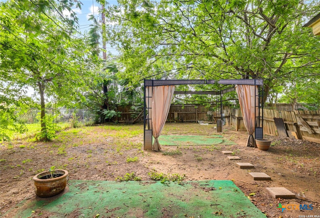 1502 Eichen Road New Braunfels, TX 78130 - Photo 24 of 26 Gallery Image 24