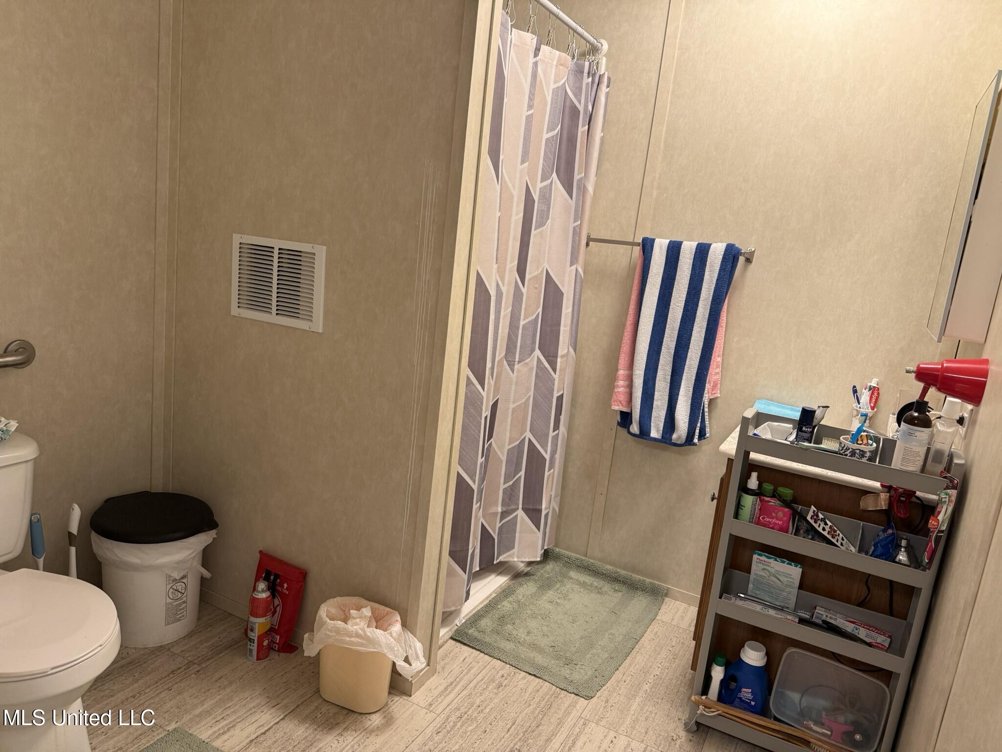 400 B New Hope Road Wiggins, MS 39577 - Photo 18 of 19 Bathroom