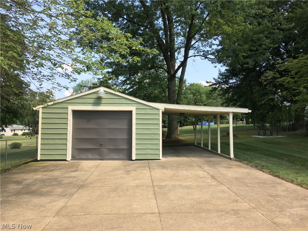 1447 Center Road Clinton, OH 44216 - Photo 17 of 24