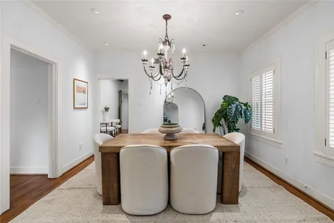 $925,000 | 1806 McDuffie Street, Houston, TX 77019