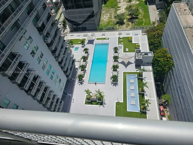 $464,700 | 690 Southwest 1st Court, Unit 2515, Miami, FL 33130