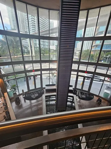 $464,700 | 690 Southwest 1st Court, Unit 2515, Miami, FL 33130