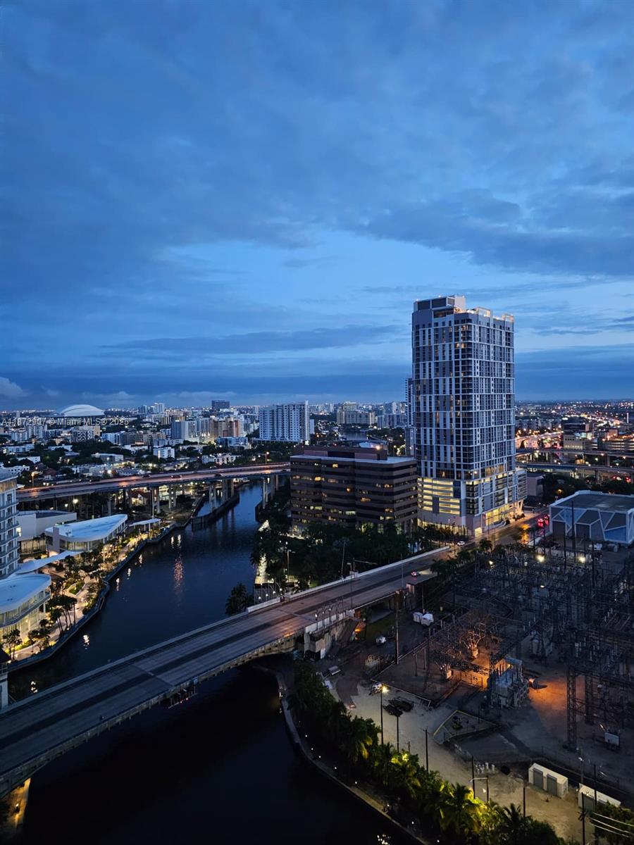 690 Southwest 1st Court, Unit 2515 Miami, FL 33130 - Photo 25 of 55