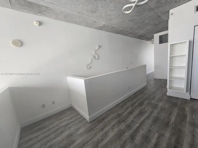 $464,700 | 690 Southwest 1st Court, Unit 2515, Miami, FL 33130