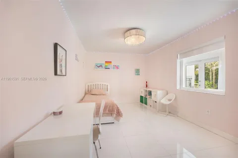 $4,190,000 | 1101 Coral Way, Coral Gables, FL 33134