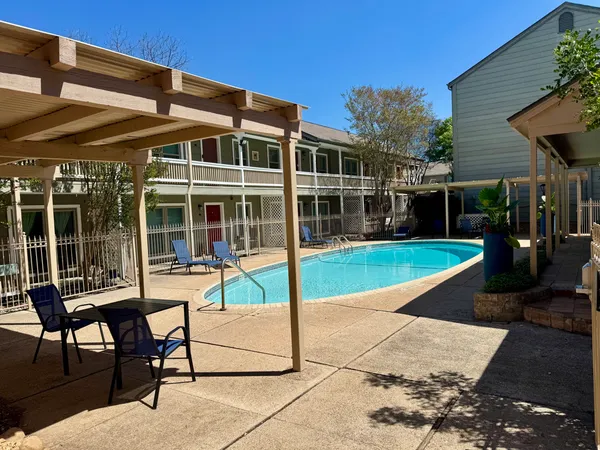 a picture of a bench in front of door