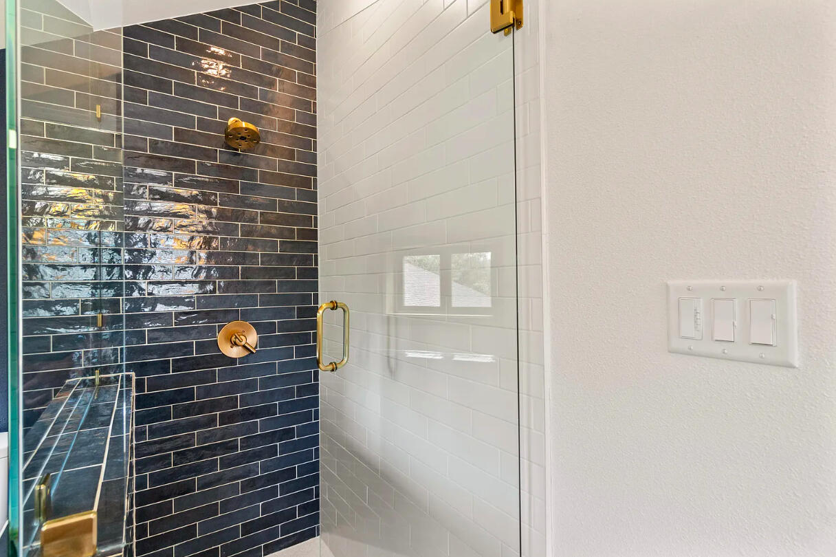 60359 Arnold Market Road Bend, OR 97702 - Photo 48 of 64 second primary bathroom walk-in shower