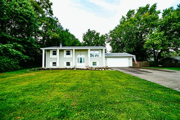 $420,000 | 750 Meridian Road, Valparaiso, IN 46385