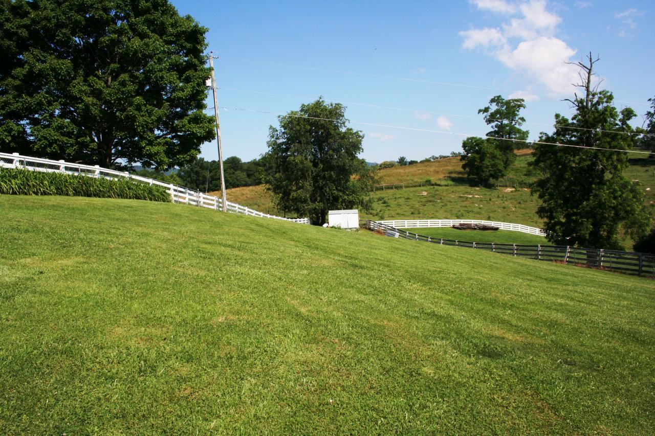 3001 Davis Stuart Road Lewisburg, WV 24901 - Photo 46 of 46 Gallery Image 46