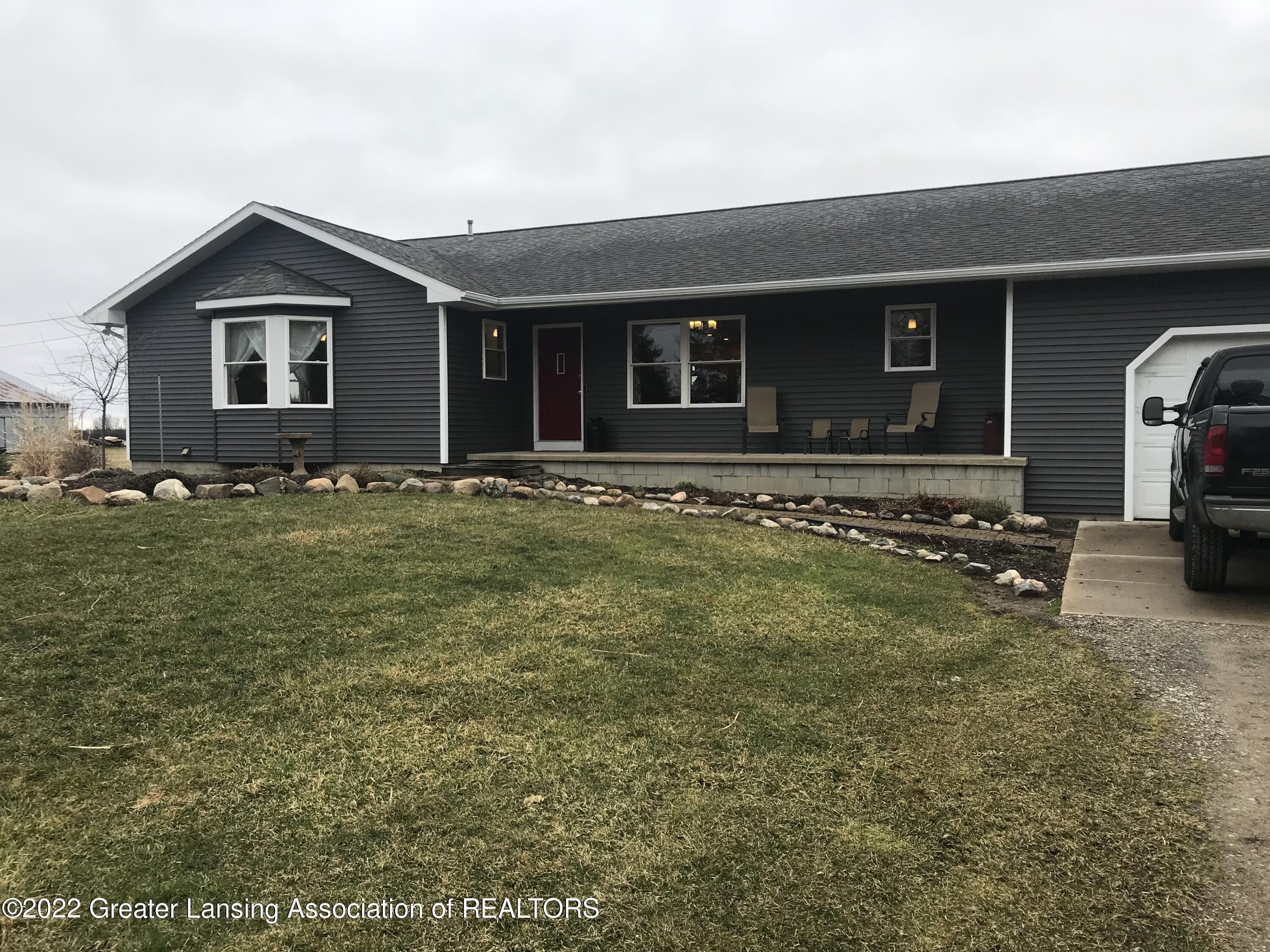 12380 Benton Road Grand Ledge, MI 48837 - Photo 1 of 29 1