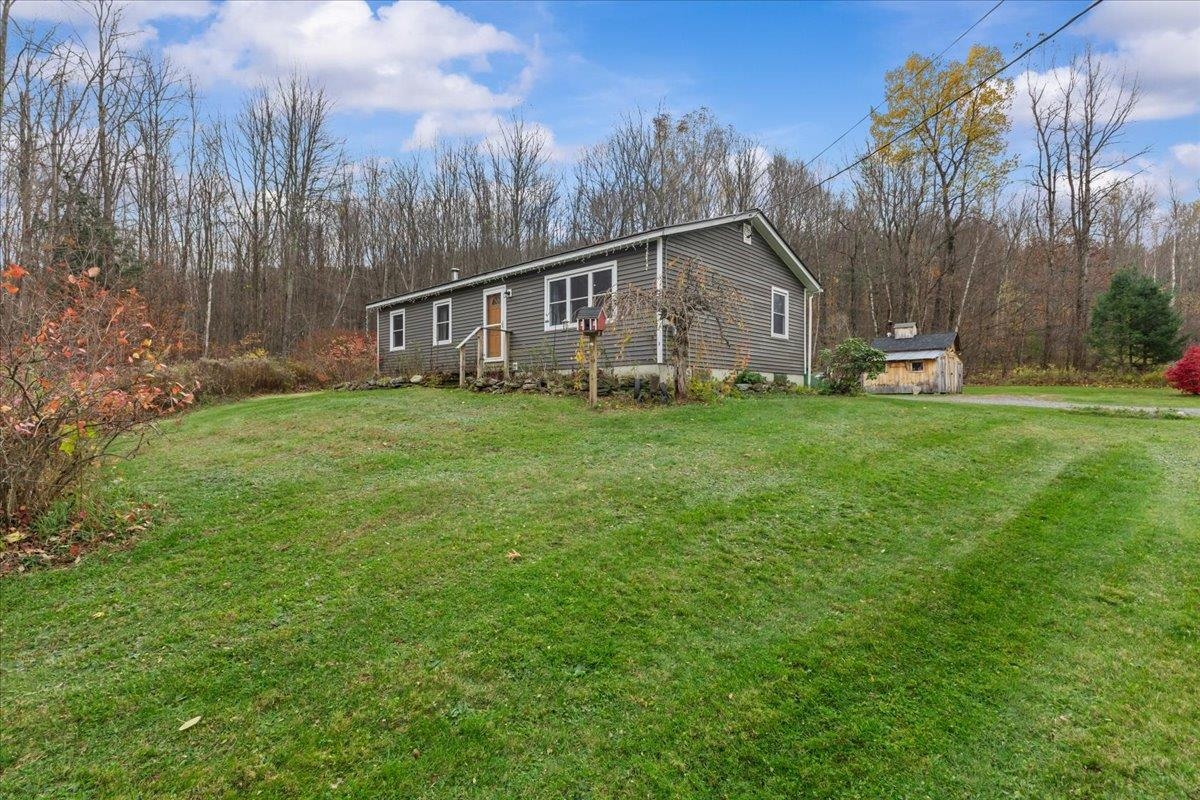 10 Cross Road Milton, VT 05468 - Photo 2 of 43
